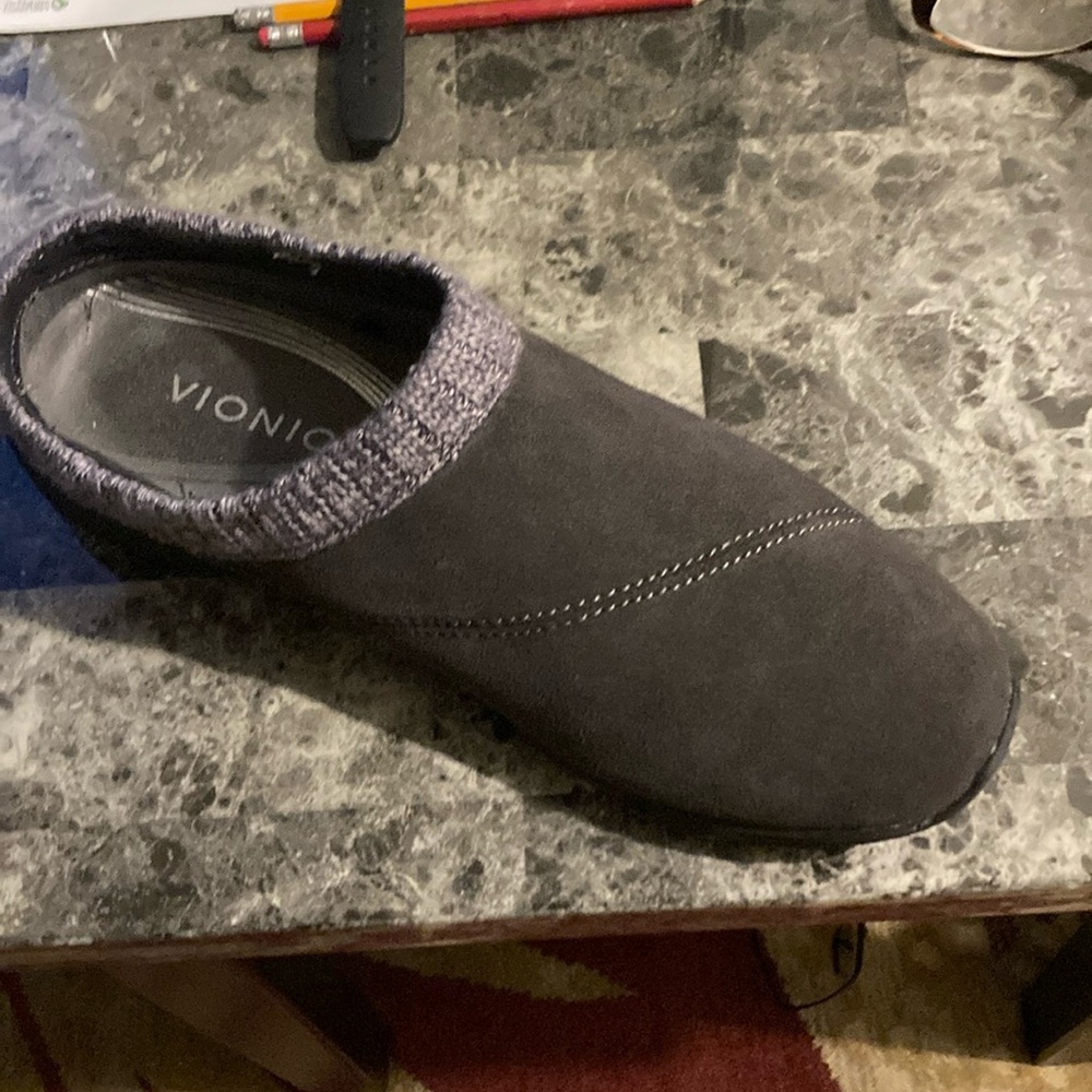 Vionic shoes